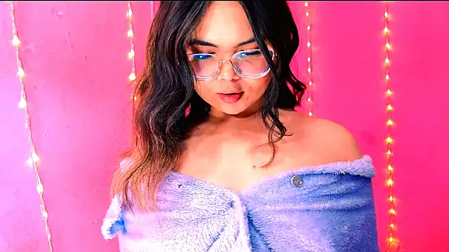 alaiia rosse online show from December 20, 5:14 am