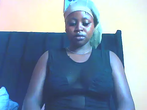 Snapshot of EboniesBelle chatting on April 9, 5:51 am EboniesBelle online show from April 9, 5:51 am