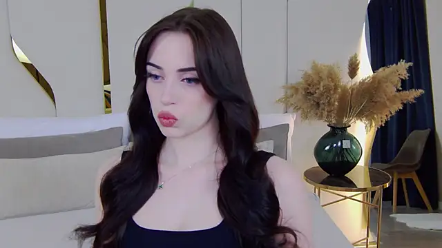 Betty Bridge online show from February 27, 5:51 am