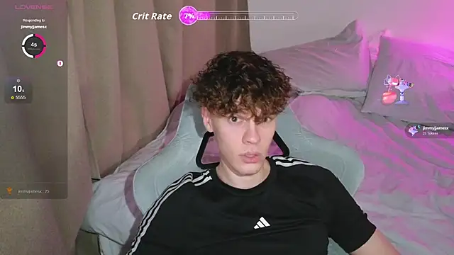 cute thomas online show from April 9, 6:35 pm