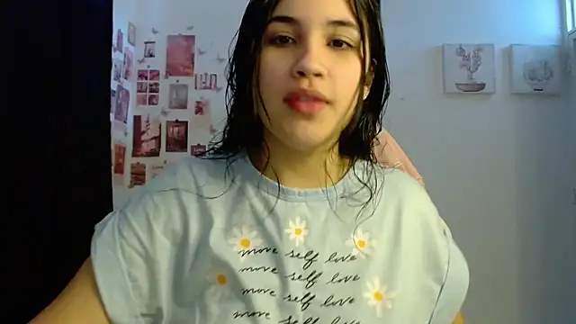 Snapshot of InocentHeaven1 chatting on April 23, 12:51 pm InocentHeaven1 online show from April 23, 12:51 pm