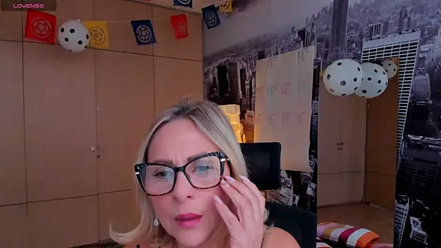 Snapshot of jane_turner chatting on June 16, 1:14 pm jane turner online show from June 16, 1:14 pm