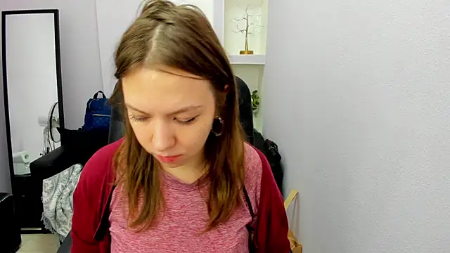 Persephoni online show from April 9, 9:58 am