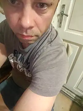 Burning Young online show from May 14, 12:39 am
