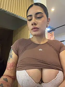 clarachanelricek online show from March 19, 11:20 pm