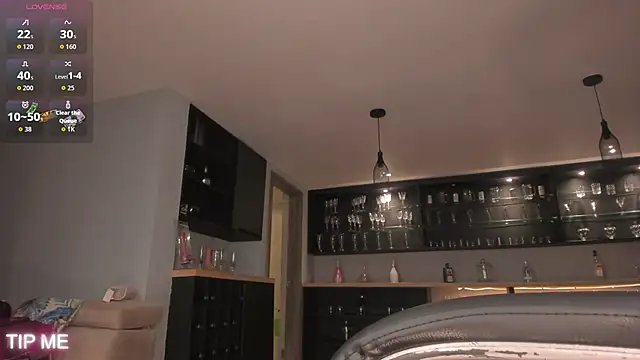 SophieBarnett online show from February 10, 12:15 am