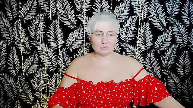 Snapshot of Olivia_playful chatting on July 11, 10:18 am Olivia playful online show from July 11, 10:18 am