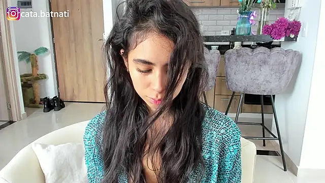 cata batnati online show from December 15, 4:15 pm