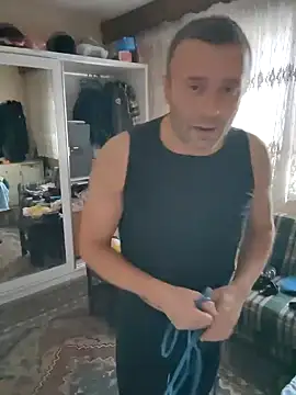 Snapshot of muscularsexy chatting on December 3, 8:05 am muscularsexy online show from December 3, 8:05 am