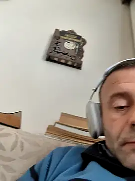 Snapshot of muscularsexy chatting on November 8, 8:03 am muscularsexy online show from November 8, 8:03 am