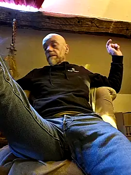 eddouxxx78 online show from March 28, 9:31 am