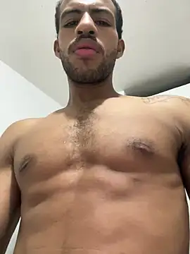 Criistianprado19cm online show from May 22, 11:10 pm