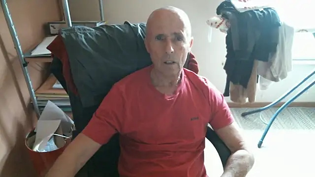 olibrius71 online show from February 21, 1:12 pm