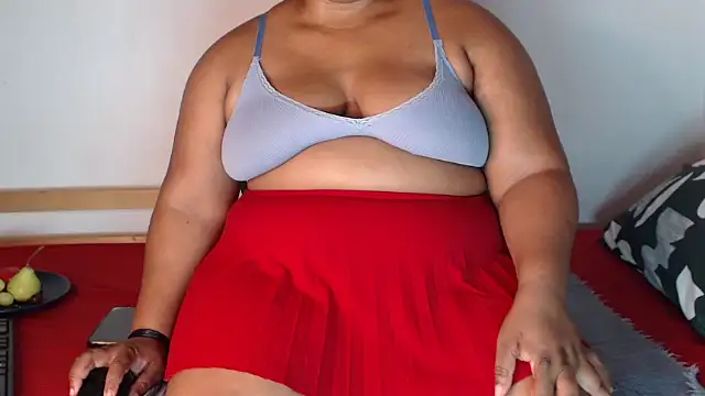 SexyChill1992 online show from February 20, 11:10 pm