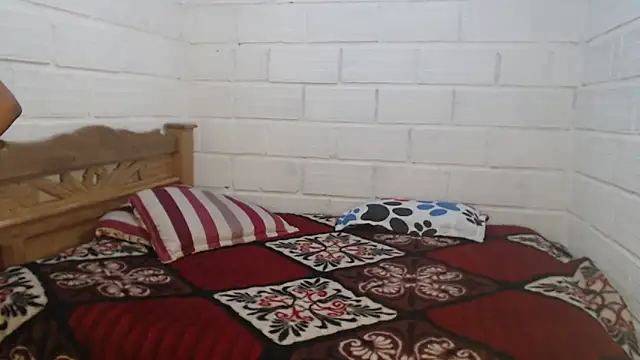 sexyjustin202 online show from February 10, 4:49 am