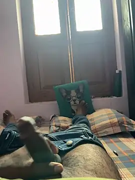 Snapshot of raguram143 chatting on January 7, 7:42 am raguram143 online show from January 7, 7:42 am