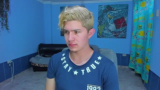 patrik 027 online show from October 16, 7:04 pm