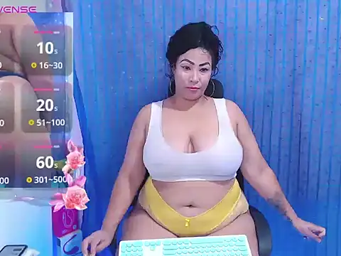 Snapshot of mature_beautifull chatting on May 27, 1:13 am mature beautifull online show from May 27, 1:13 am