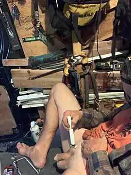 Snapshot of Likewise chatting on February 27, 5:35 pm Likewise online show from February 27, 5:35 pm