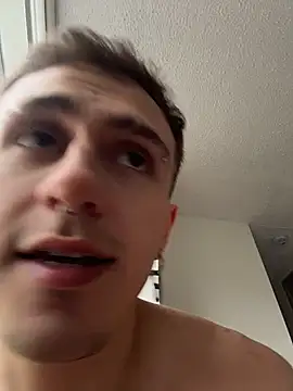 Snapshot of dimitri-bilak chatting on May 8, 9:42 pm dimitri-bilak online show from May 8, 9:42 pm