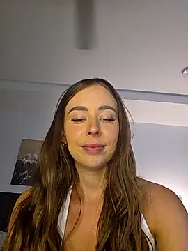 Snapshot of SashaJade_ chatting on March 29, 9:42 am SashaJade online show from March 29, 9:42 am