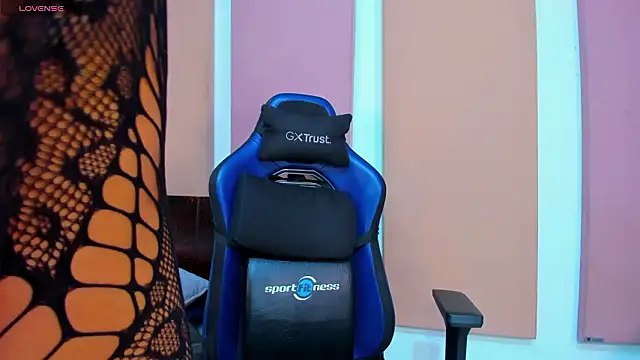 abbyblairs3 online show from March 6, 5:15 am