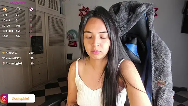 Miss Nicole online show from December 24, 5:16 am