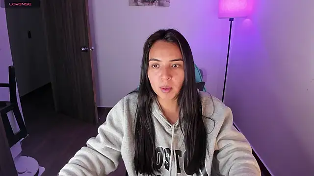 Miss Nicole online show from March 13, 2:40 am