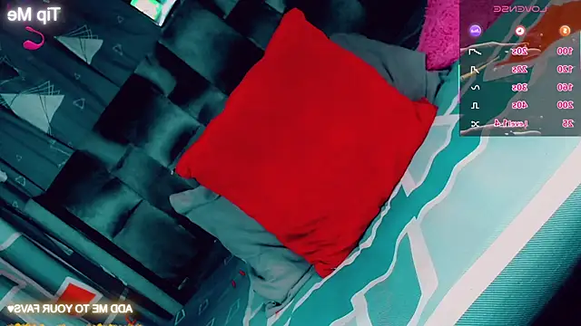 Snapshot of CharlotteBigCock chatting on February 14, 2:14 pm CharlotteBigCock online show from February 14, 2:14 pm