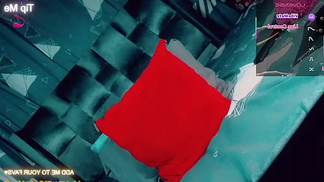 Snapshot of CharlotteBigCock chatting on February 26, 2:27 pm CharlotteBigCock online show from February 26, 2:27 pm