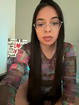 SophiaMelissa online show from April 7, 6:52 pm