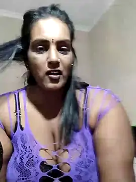 Snapshot of NWC4LYF chatting on May 31, 9:05 pm NWC4LYF online show from May 31, 9:05 pm