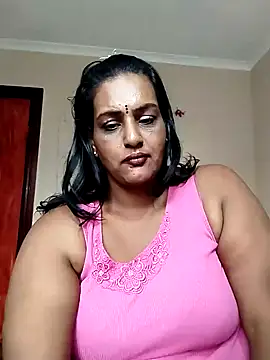 Snapshot of NWC4LYF chatting on June 3, 7:00 am NWC4LYF online show from June 3, 7:00 am