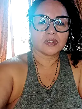 hazel milf online show from January 7, 9:14 pm
