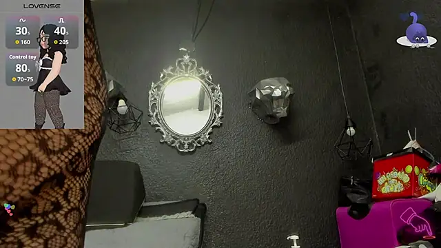 hazel milf online show from December 5, 11:52 am