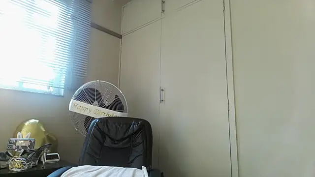 Charlie-Crawford online show from April 9, 5:40 am