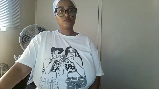 Snapshot of Charlie-Crawford chatting on May 12, 9:17 am Charlie-Crawford online show from May 12, 9:17 am