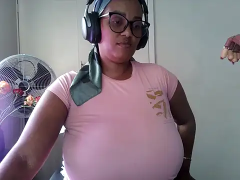 Snapshot of Charlie-Crawford chatting on June 1, 11:56 am Charlie-Crawford online show from June 1, 11:56 am