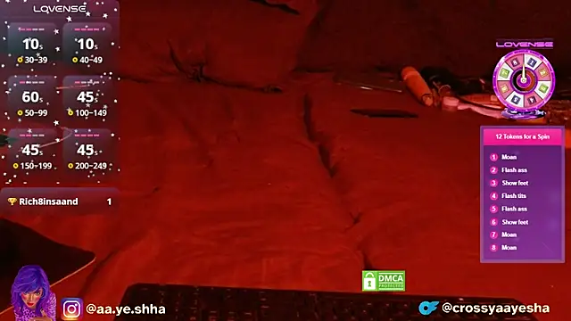 CrossyAayesha online show from December 13, 8:14 pm