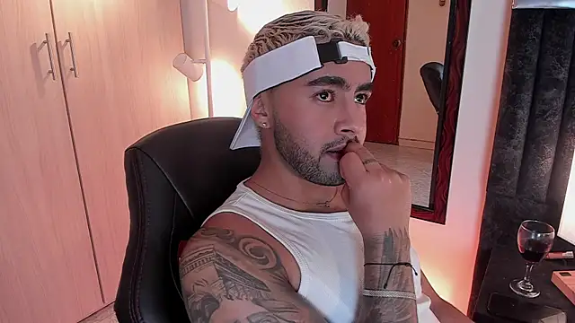 ItsMeEros online show from September 24, 11:41 pm