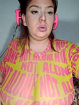 Snapshot of fantasyboobs chatting on March 11, 11:15 pm fantasyboobs online show from March 11, 11:15 pm