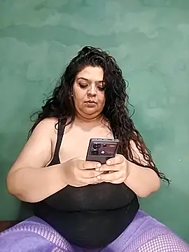 Snapshot of fantasyboobs chatting on September 16, 6:58 am fantasyboobs online show from September 16, 6:58 am