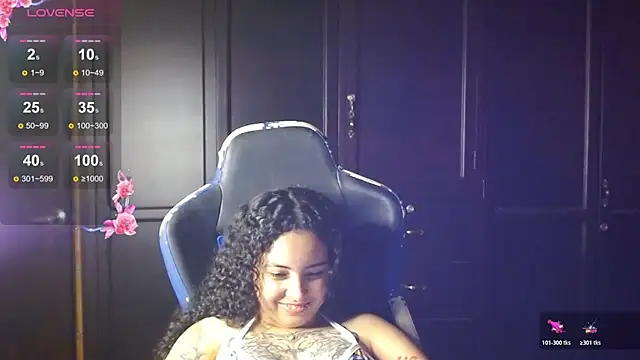 Snapshot of jaydensalvatore_ chatting on June 2, 10:23 pm jaydensalvatore online show from June 2, 10:23 pm