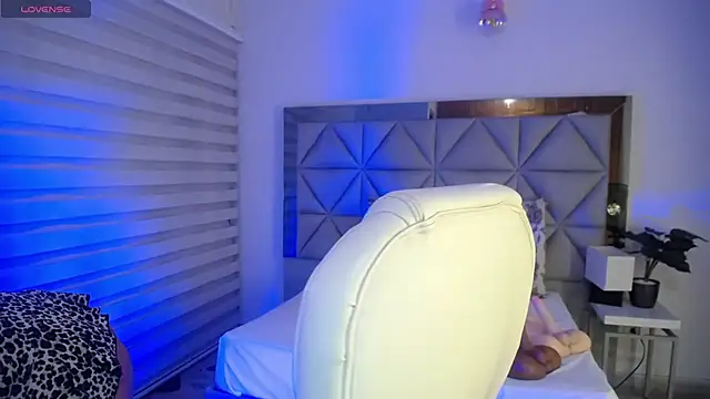 nana levy online show from October 13, 11:49 pm