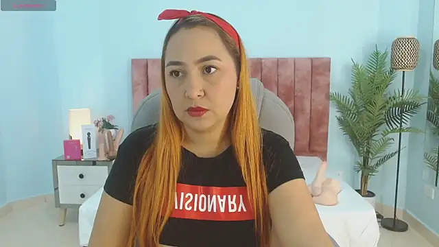 nana levy online show from December 4, 4:11 am