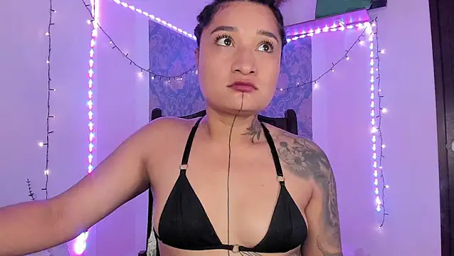 Eva Lee  online show from February 28, 8:37 am