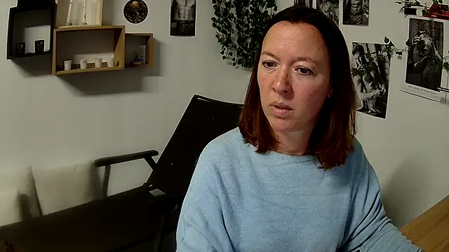 Snapshot of AnyaKrey@xh chatting on December 14, 2:21 pm AnyaKreyxh online show from December 14, 2:21 pm