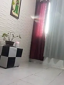 Snapshot of hot_latim_bys18 chatting on April 10, 9:41 pm hot latim bys18 online show from April 10, 9:41 pm