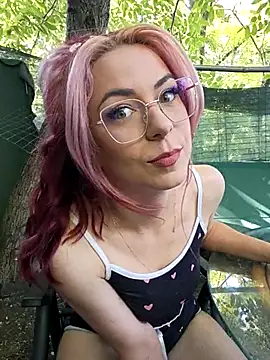 Snapshot of CindeFucknRella chatting on June 25, 1:26 pm CindeFucknRella online show from June 25, 1:26 pm