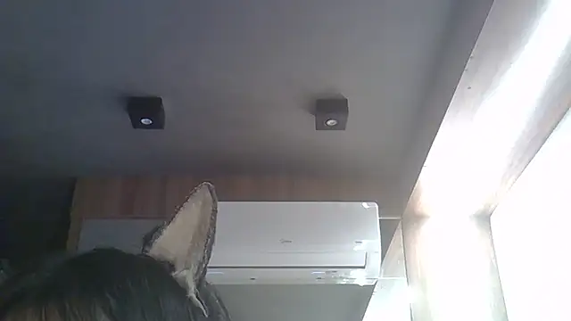 Skinny-Kitten online show from February 17, 1:40 pm